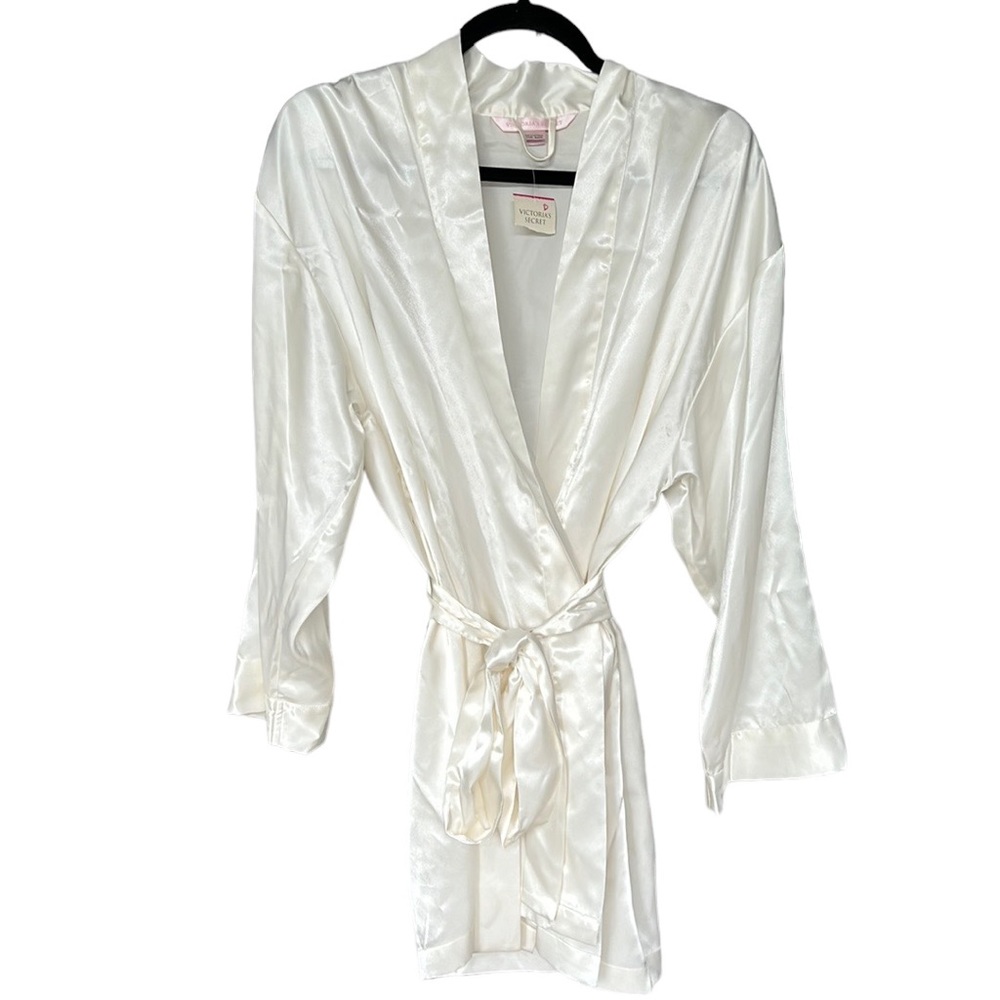 Vintage Victoria’s Secret Ivory Silky Short Robe Y2K
